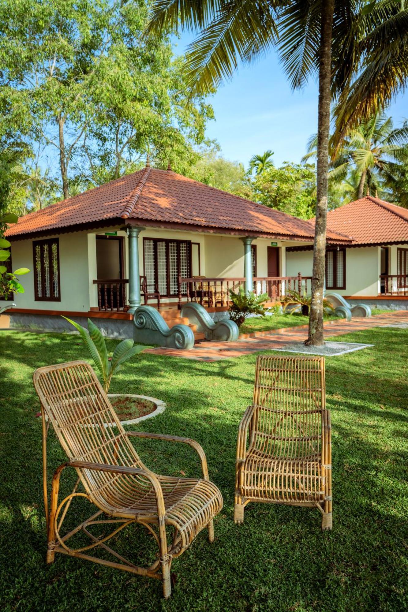 Dhathri Ayurveda Resort And Panchakarma Centre Kāyankulam Екстериор снимка