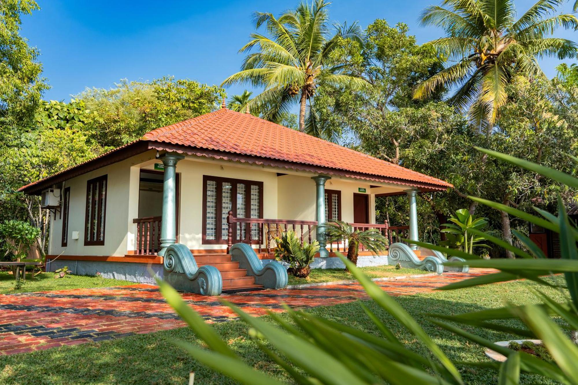 Dhathri Ayurveda Resort And Panchakarma Centre Kāyankulam Екстериор снимка